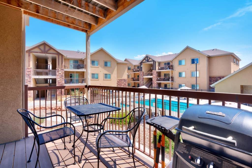 5K Top Floor Redcliff Condo, Pool & Hot Tub Moab Extérieur photo